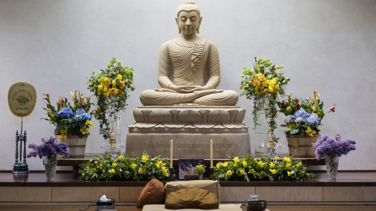 Breathing like a Buddha - Amaravati Buddhist Monastery